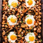 This dairy-free breakfast casserole with potatoes and eggs is the perfect family pleaser. You will love this super healthy breakfast bake as it is quick and easy to make, but also because it is the perfect meal idea for picky eaters. This kid-approved recipe is also gluten-free, vegetarian and could be made paleo by replacing two simple ingredients. | onecleverchef.com #healthy #breakfast #gluten-free #vegetarian #onepanbreakfast #easybreakfast #onecleverchef