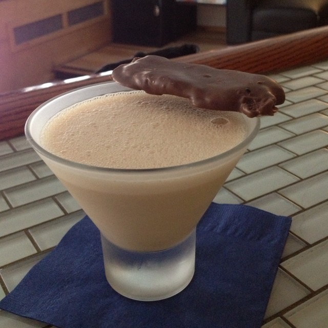 chocolate covered bacon martini cocktail recipe onthebar