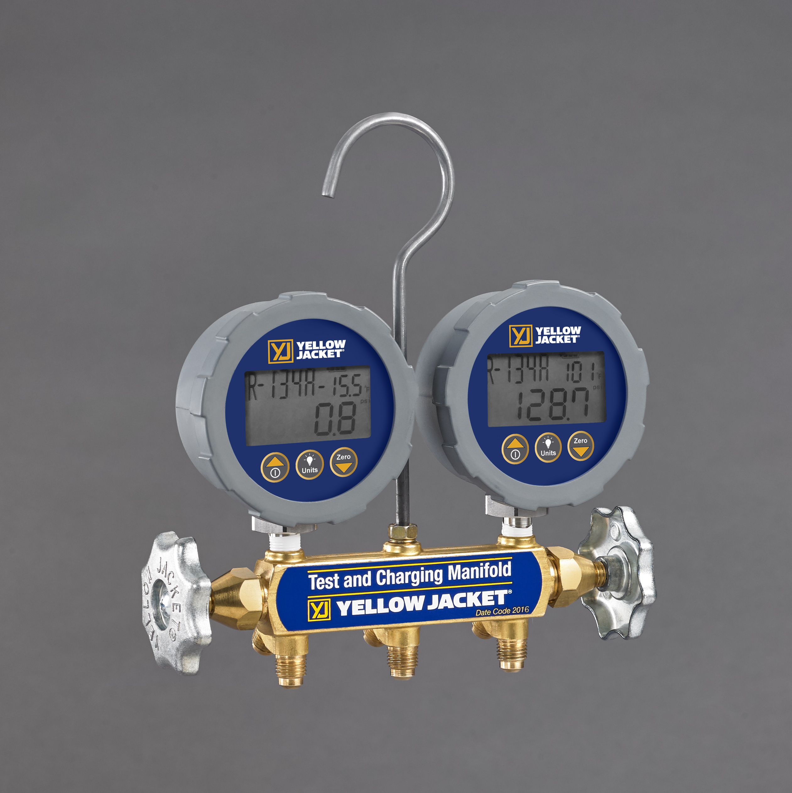 Yellow Jacket Series 41 46060 Digital Manifold, 2 Pcs (Valves), -14.7-800 PSI, 0.5% FS (@ 71.6Â°F To 82.4Â°F) Accuracy, SAE End Connection, 1/4" Male SAE Connection Size, Forged Brass (Body), Nylon (Seats), Metal (Handles), 14-140 Â°F