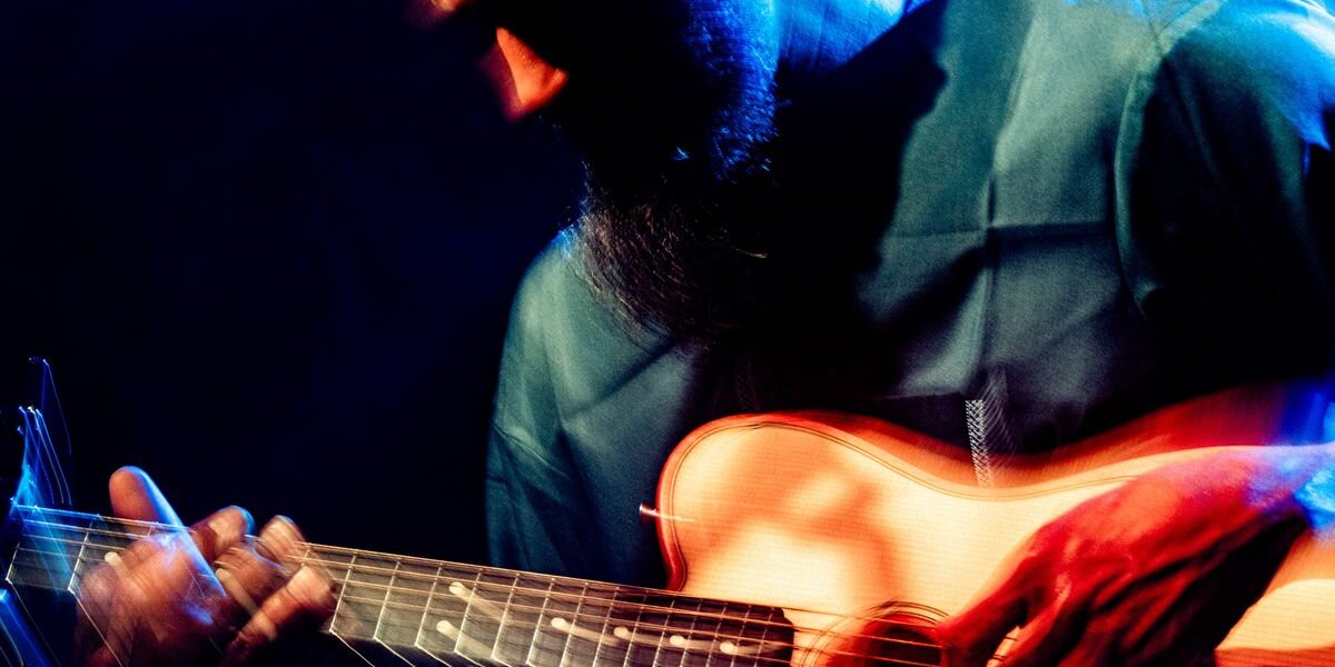 Promotional image for Mdou Moctar (solo)