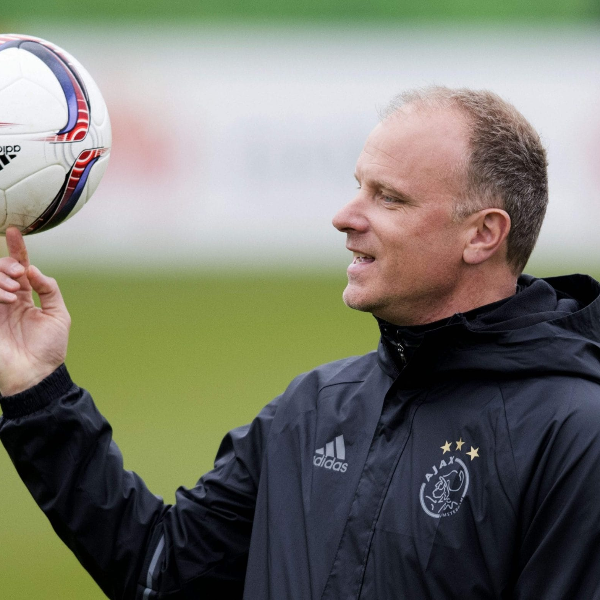 Dennis Bergkamp