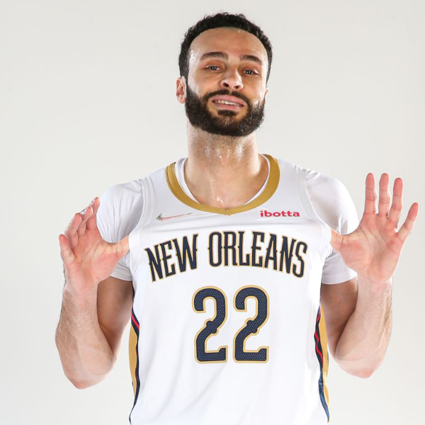 Larry Nance Jr