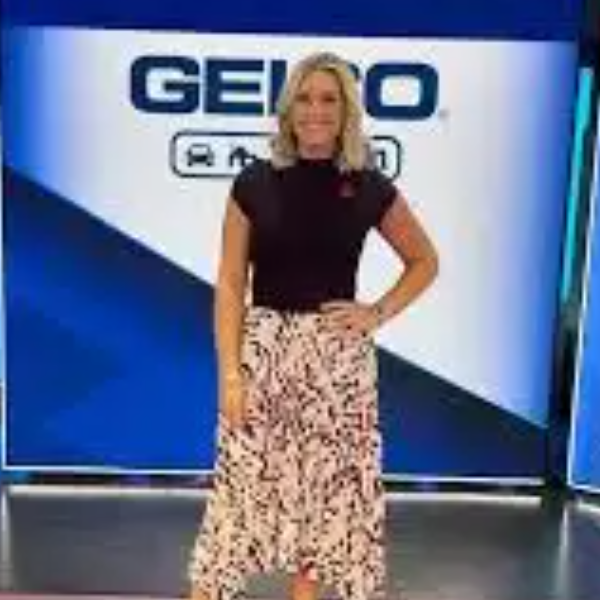 Rebecca Lowe