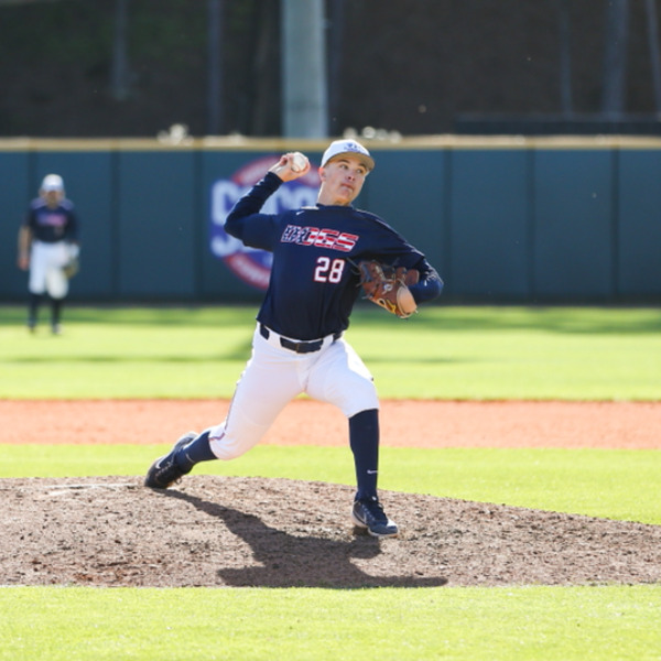 Carson Hobbs