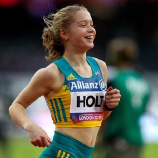 Isis Holt