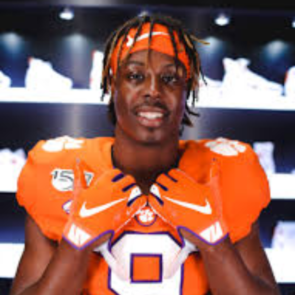 Travis Etienne