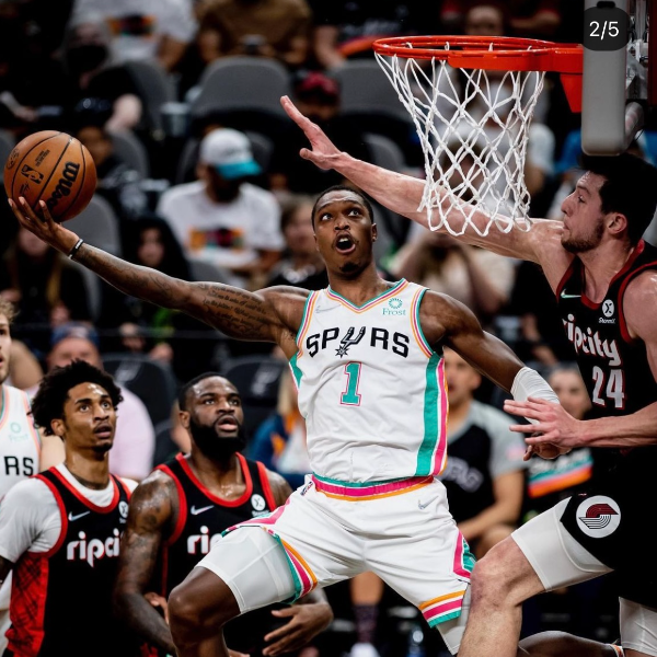 Lonnie Walker