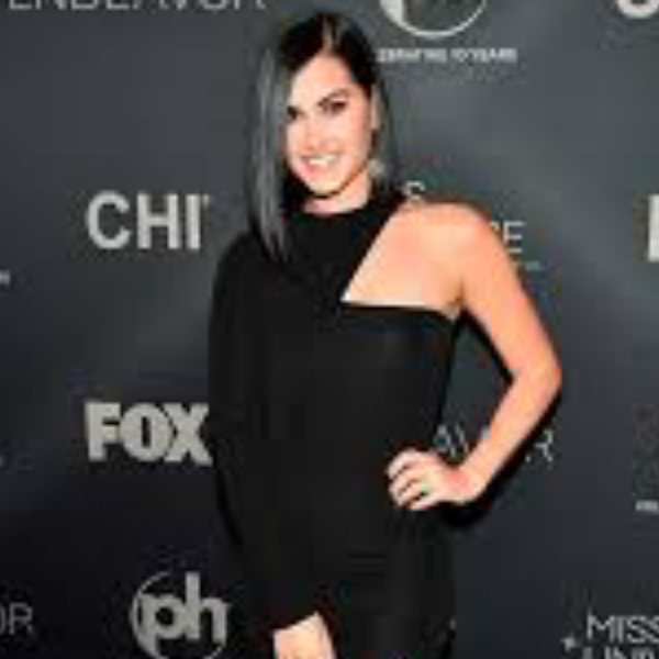 Megan Olivi