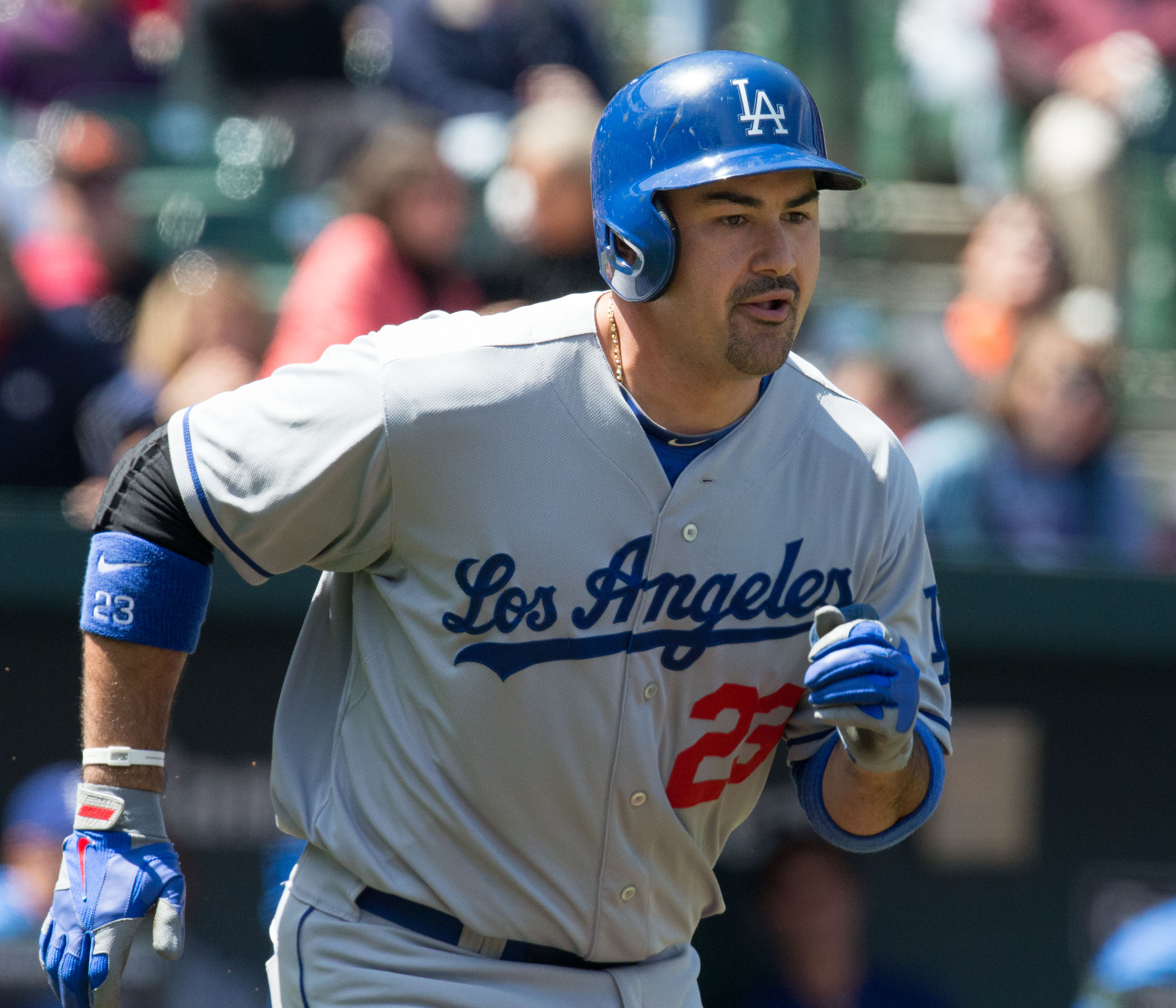 Adrián González