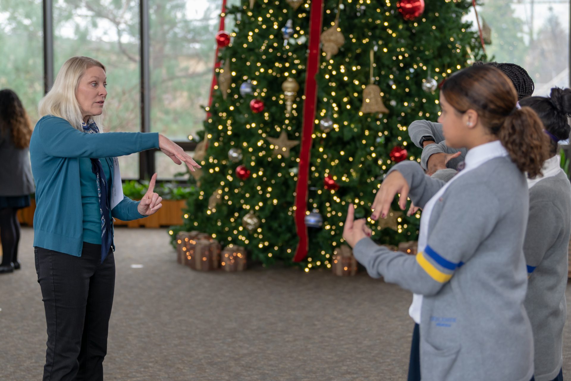 ASL Students to Reach Greater Audience at Phoenix Christmas Concert ...