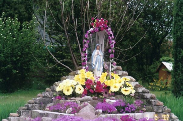 This shrine of flowers was created by my great-grandparents, the Moskals, in honor of the Virgin Mary.