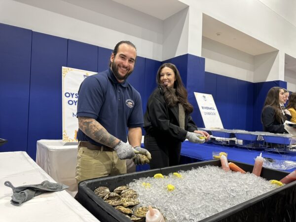 F13891EC-3D67-4856-BC11-FFA76810B8BF_1_105_c