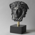 Medusa Head Gray Stone On Base