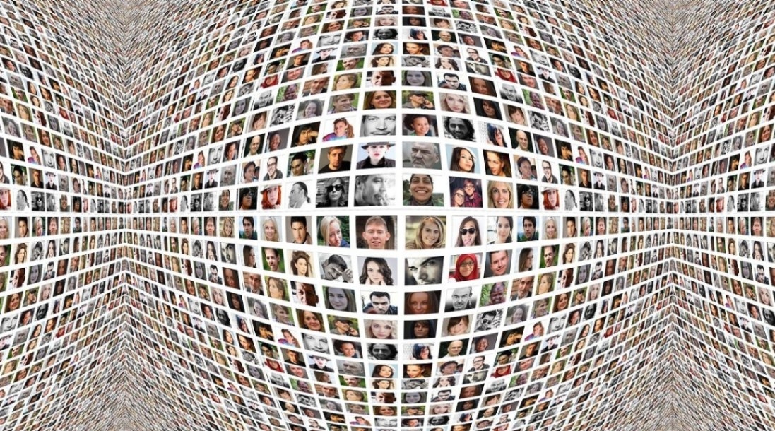 Indoor vs Outdoor Climbing