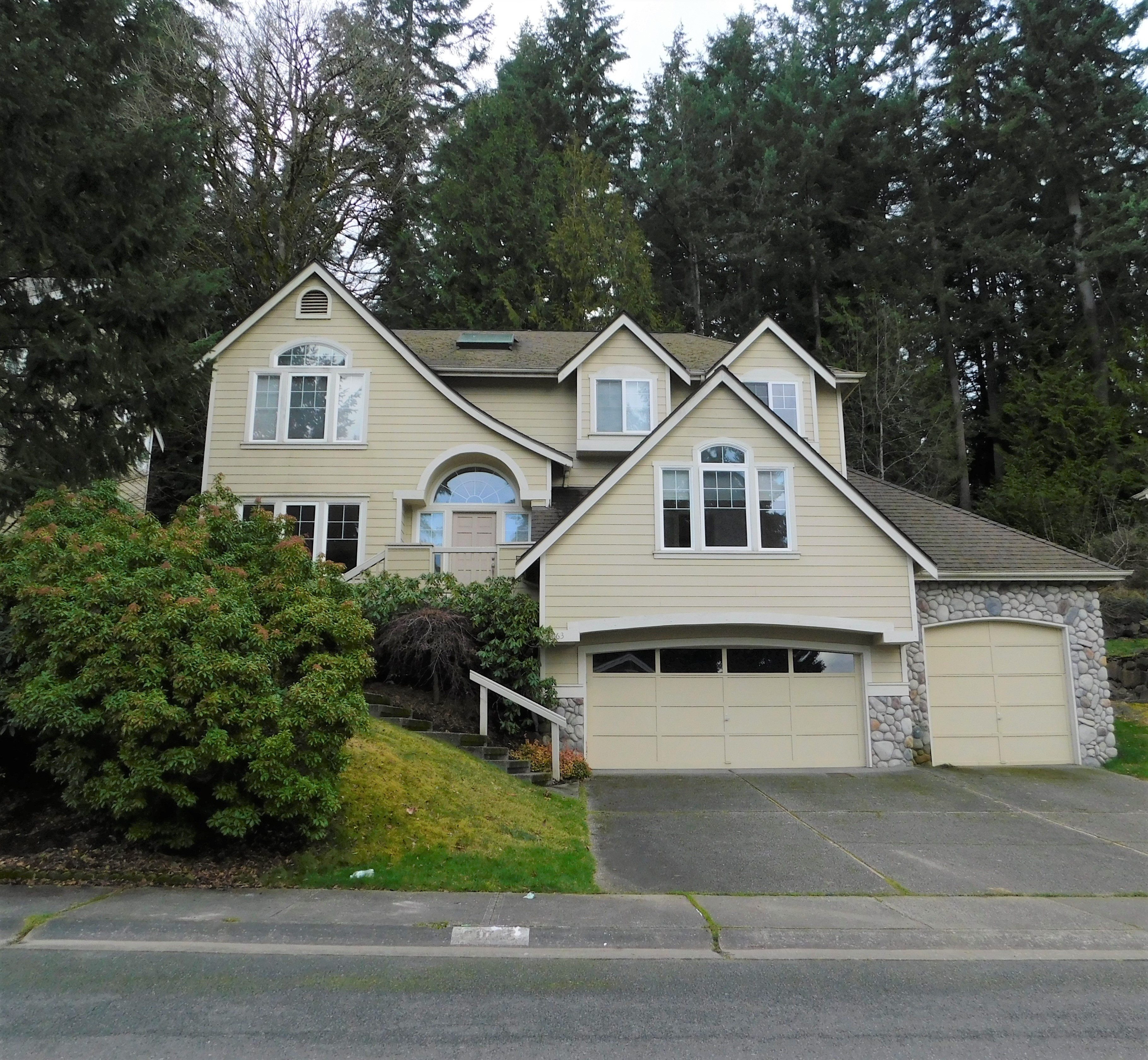 3063 170th Ave Ne Bellevue Wa Home For Rent Renterswarehouse Com