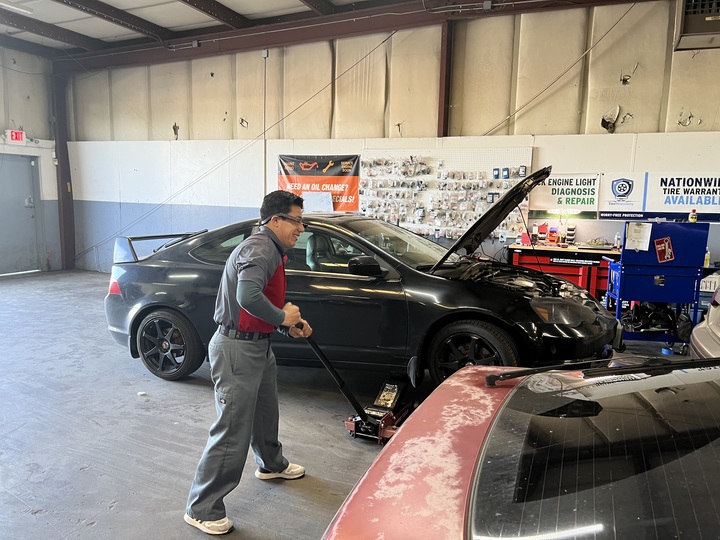 REDLINE AUTOMOTIVE GARAGE Image