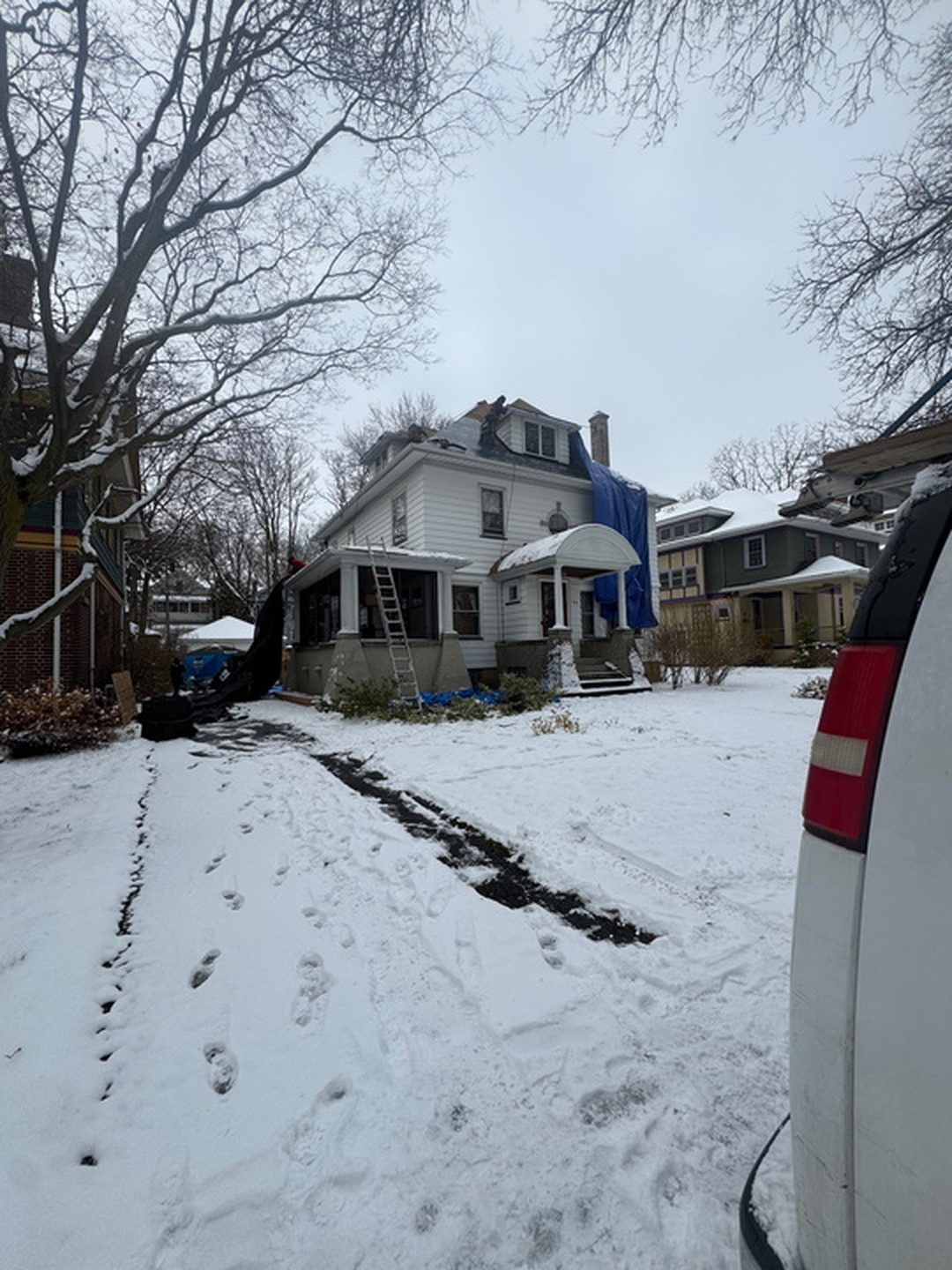 Tall Pines Roofing Inc. Image