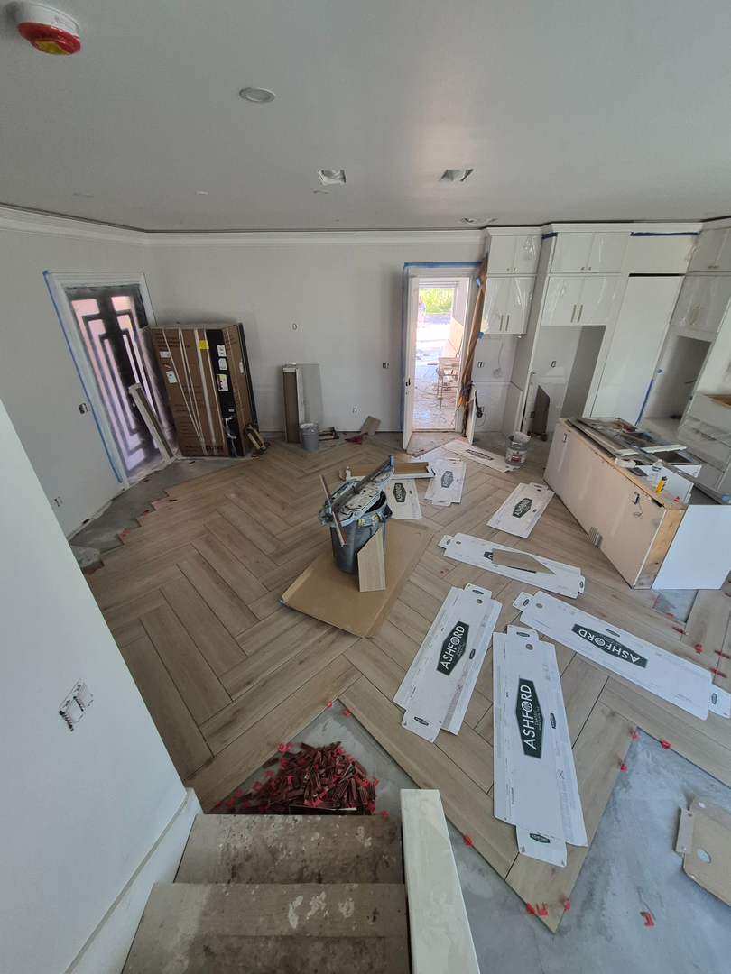 Alpha Home Improvement Logo