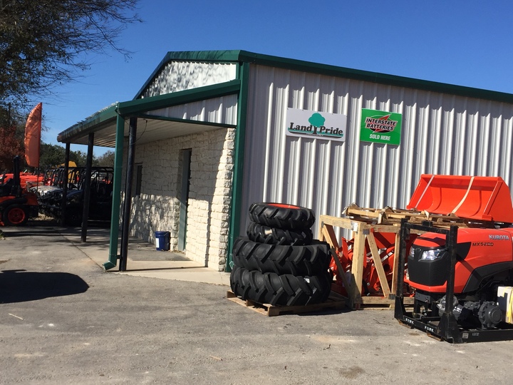 MOORE'S SERVICE CENTER Image