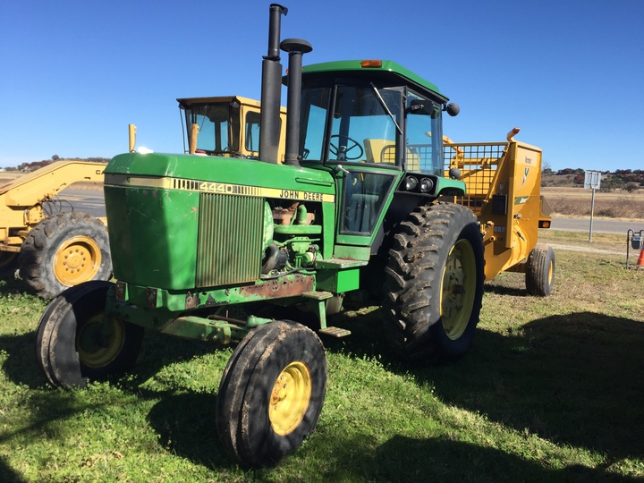 MOORE'S SERVICE CENTER Image