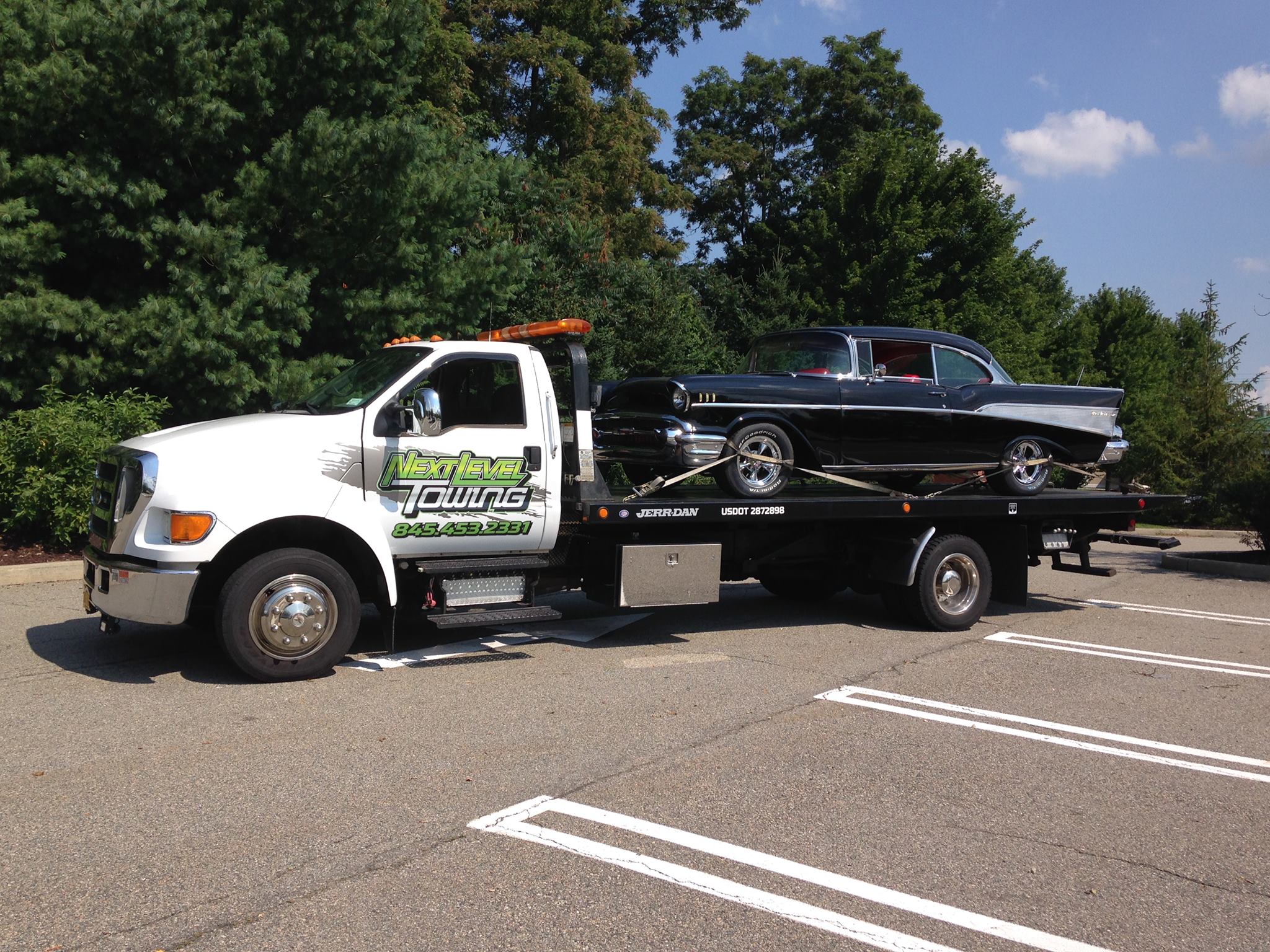 NEXT LEVEL TOWING LLC Image