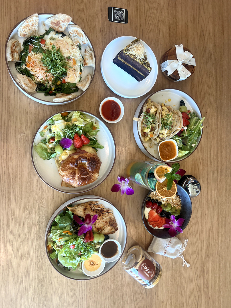 Escape 360 Cafe Image