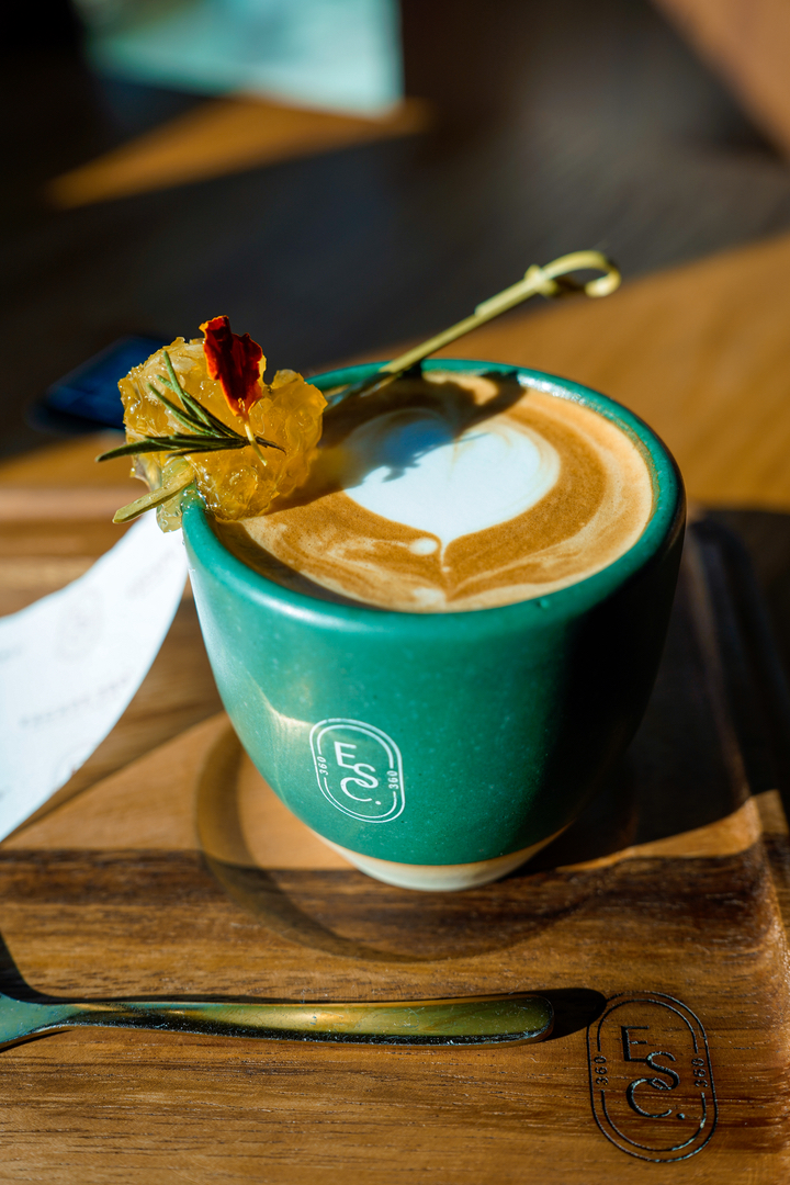 Escape 360 Cafe Image