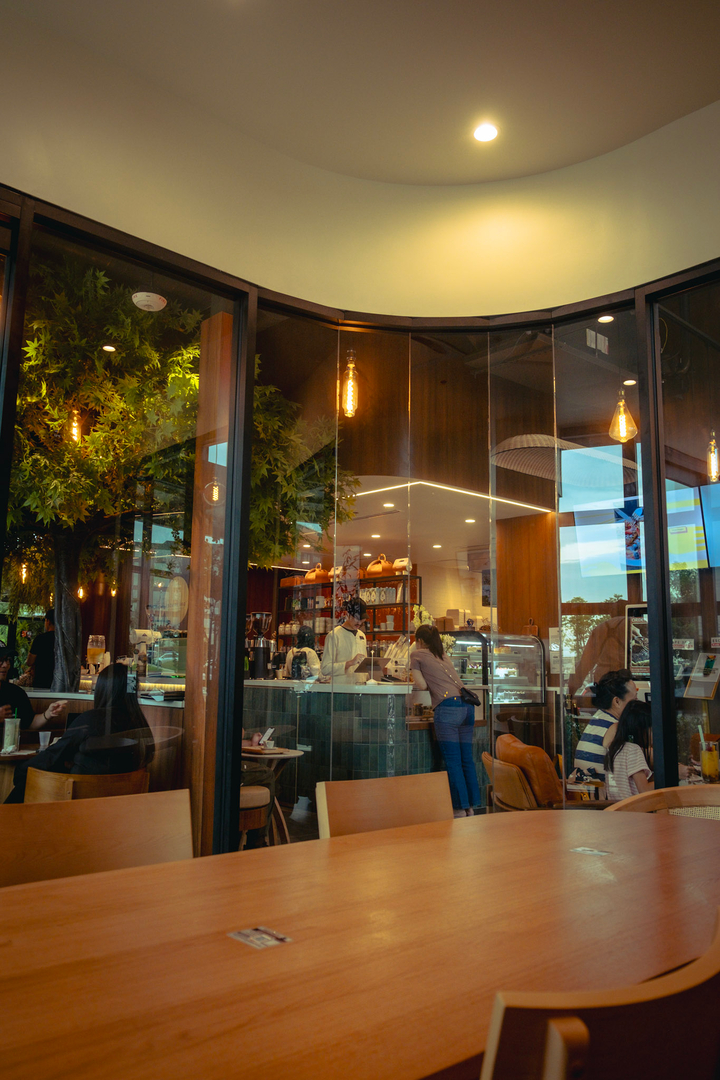 Escape 360 Cafe Image