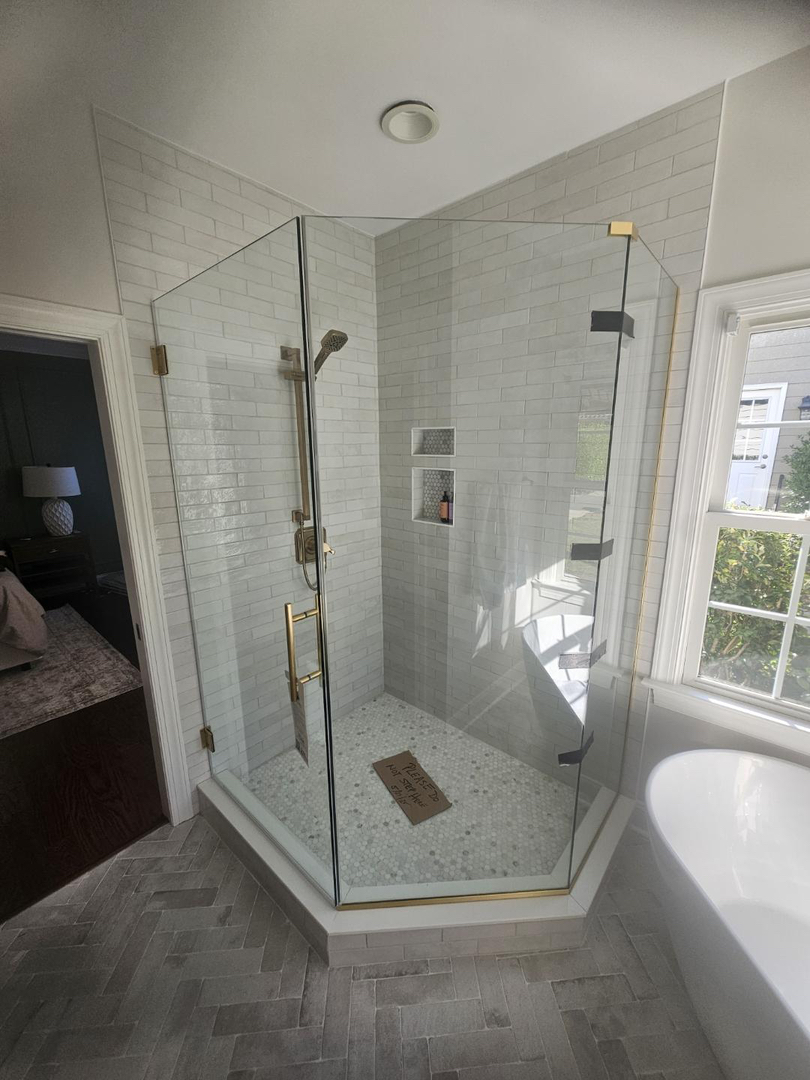 Reliable Glass and Stone Image