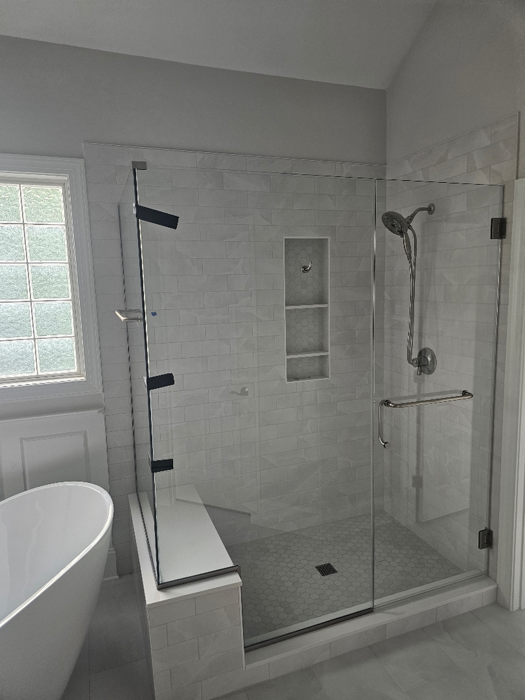 Reliable Glass and Stone Image