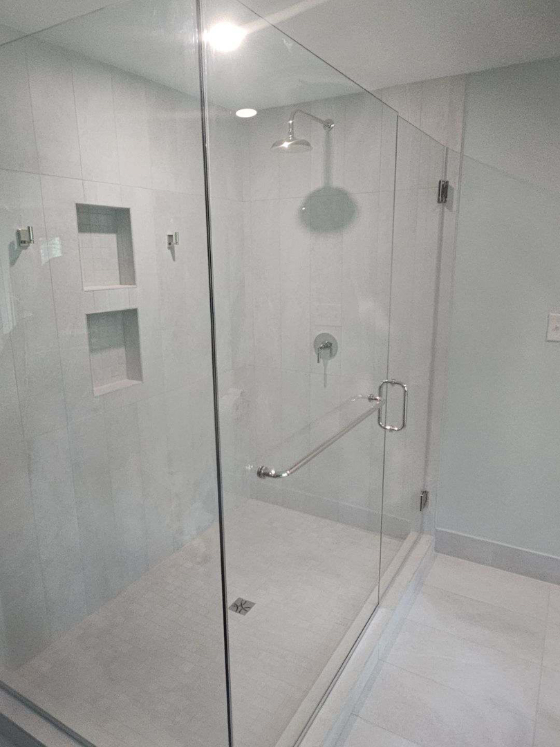 Reliable Glass and Stone Image