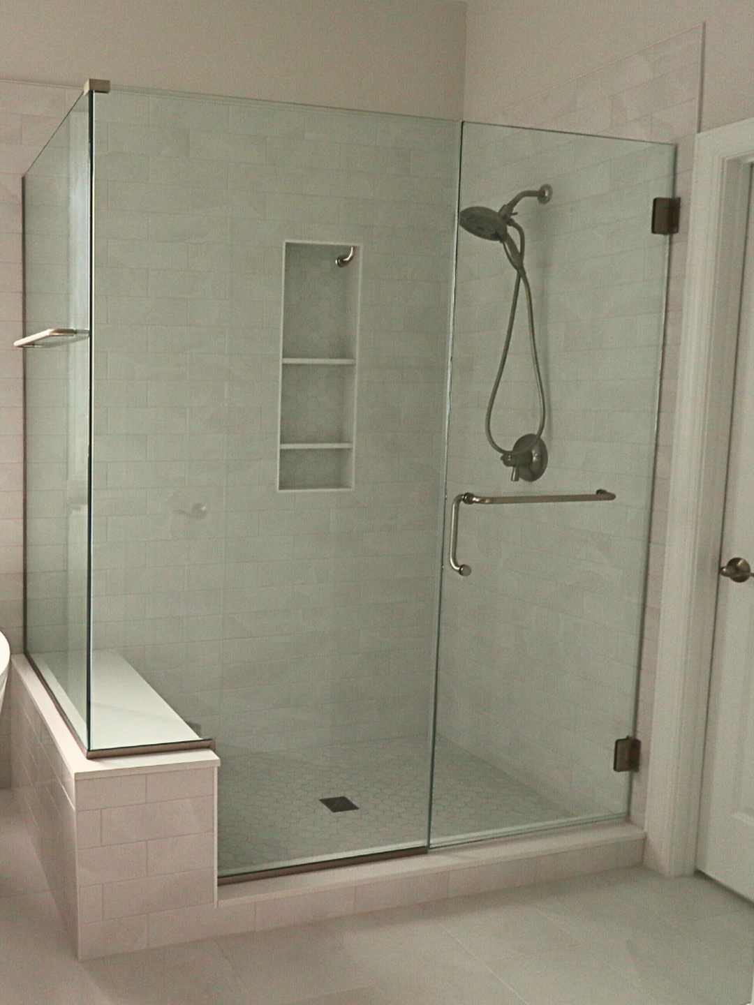 Reliable Glass and Stone Image