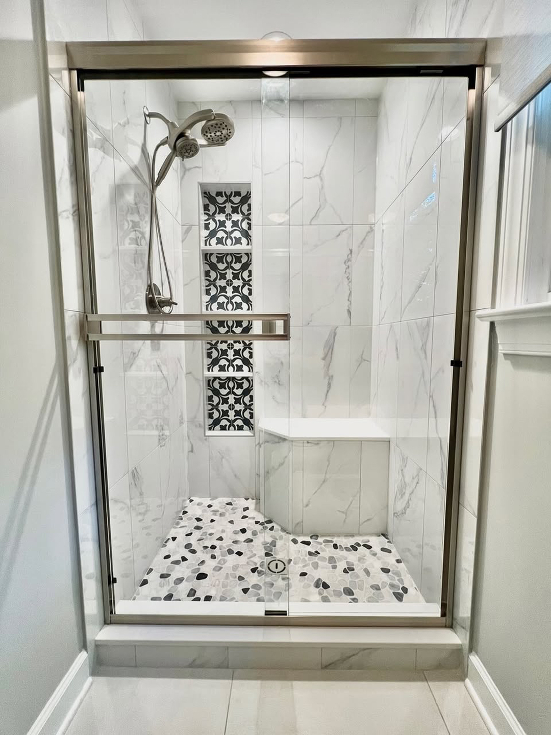 Reliable Glass and Stone Image