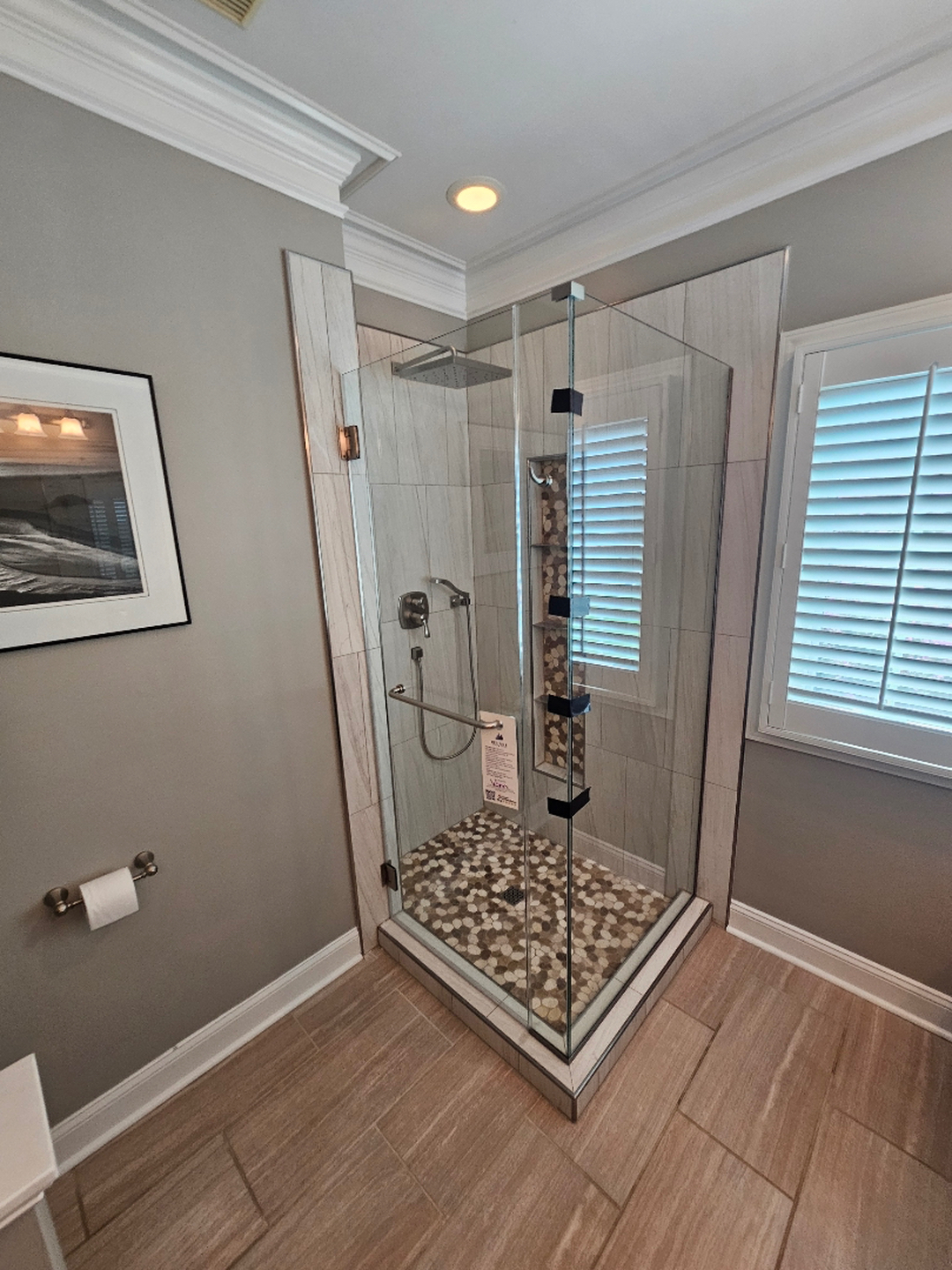 Reliable Glass and Stone Image