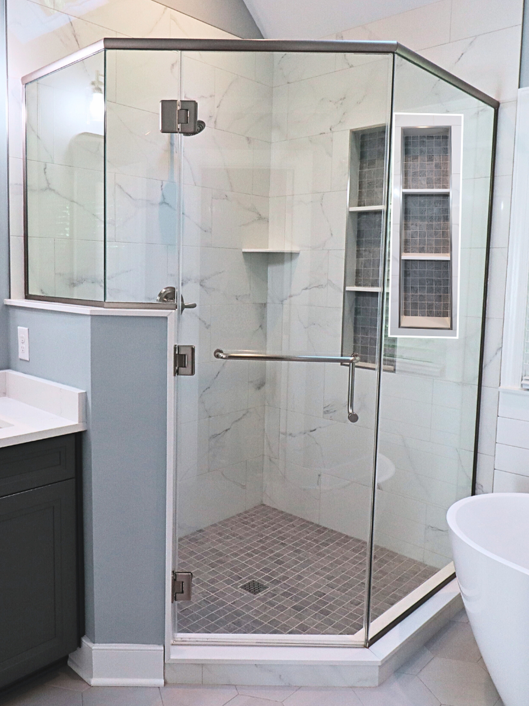 Reliable Glass and Stone Image