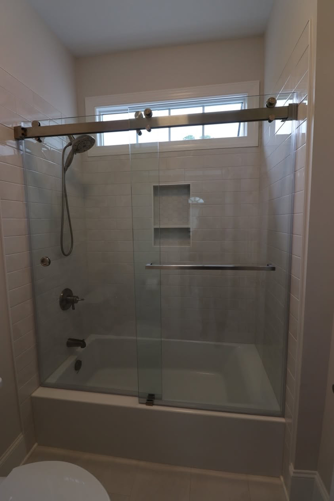 Reliable Glass and Stone Image