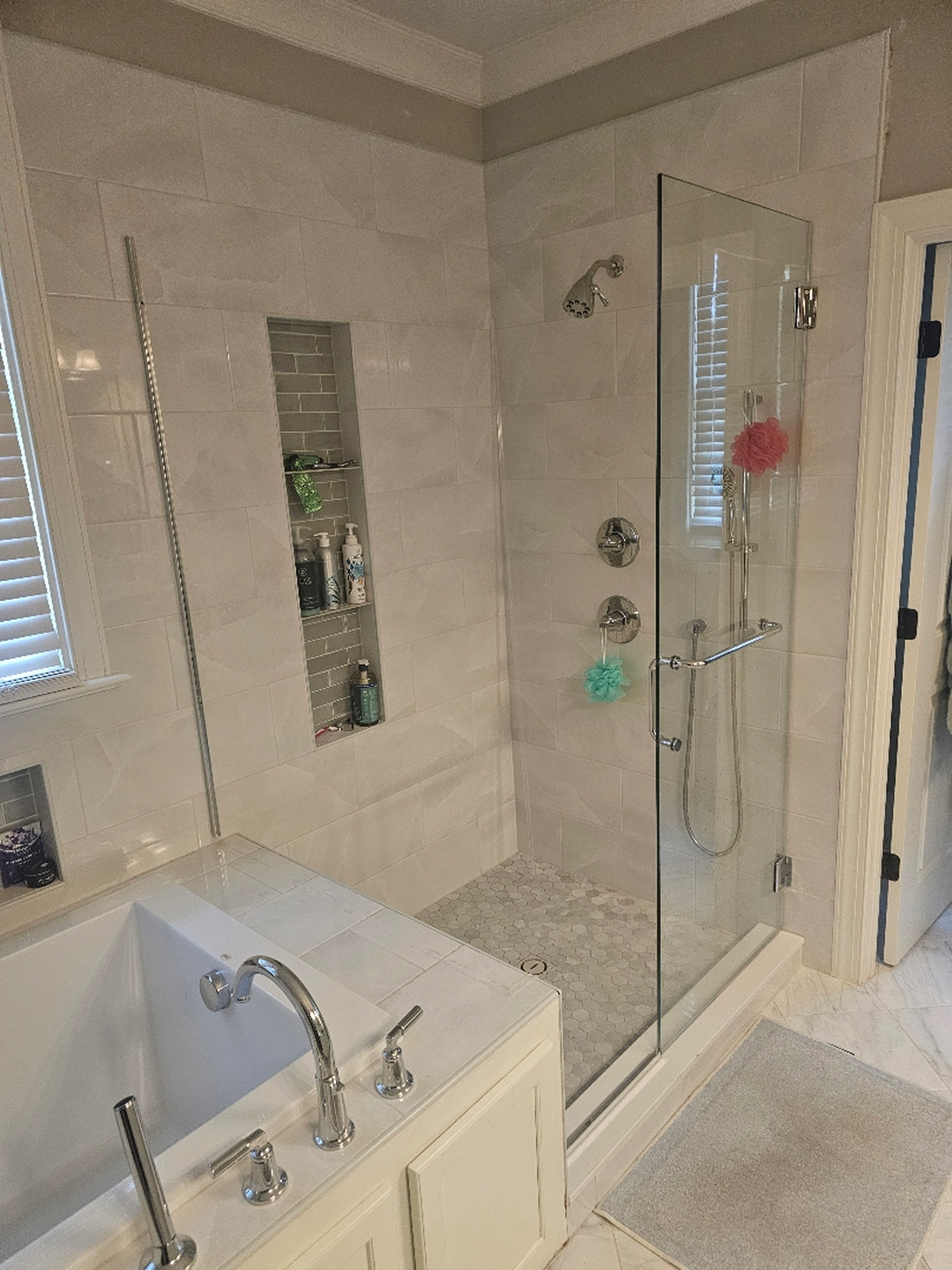 Reliable Glass and Stone Image