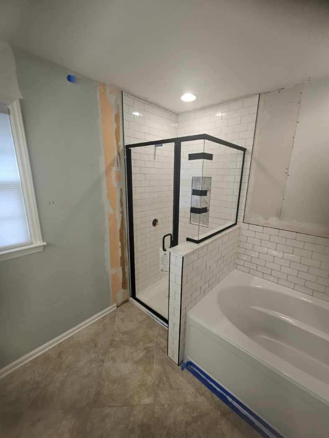 Reliable Glass and Stone Image