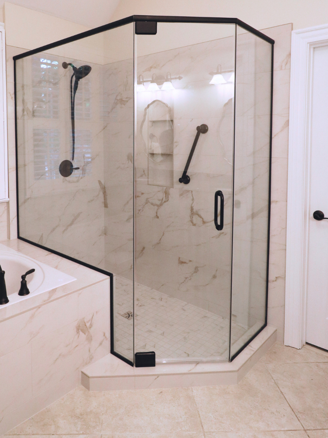 Reliable Glass and Stone Image