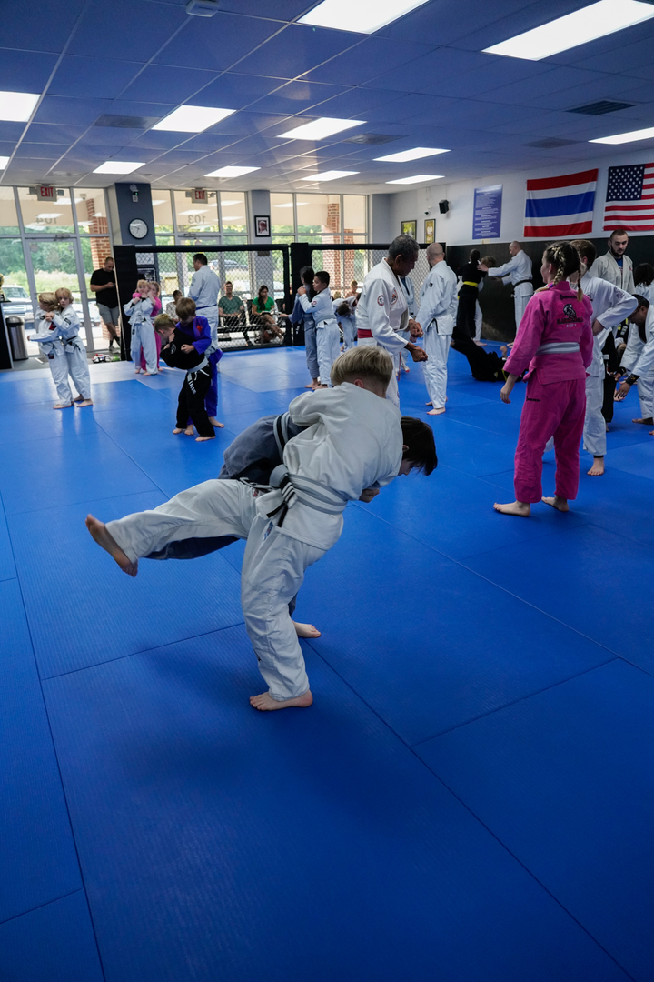 Calvert MMA Academy - Lineage BJJ / Gracie Jiu-Jitsu Image