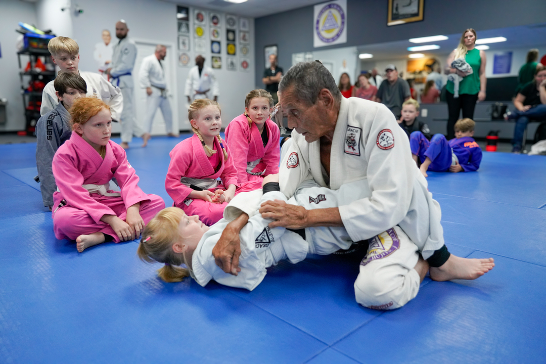 Calvert MMA Academy - Lineage BJJ / Gracie Jiu-Jitsu Image