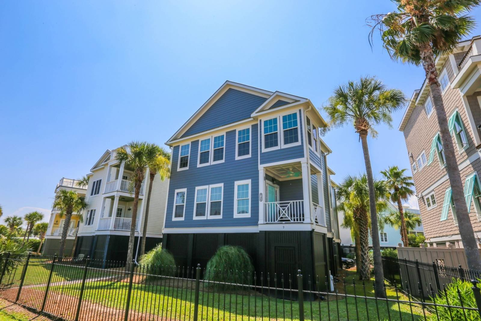 iTrip Vacations Charleston Beaches Image