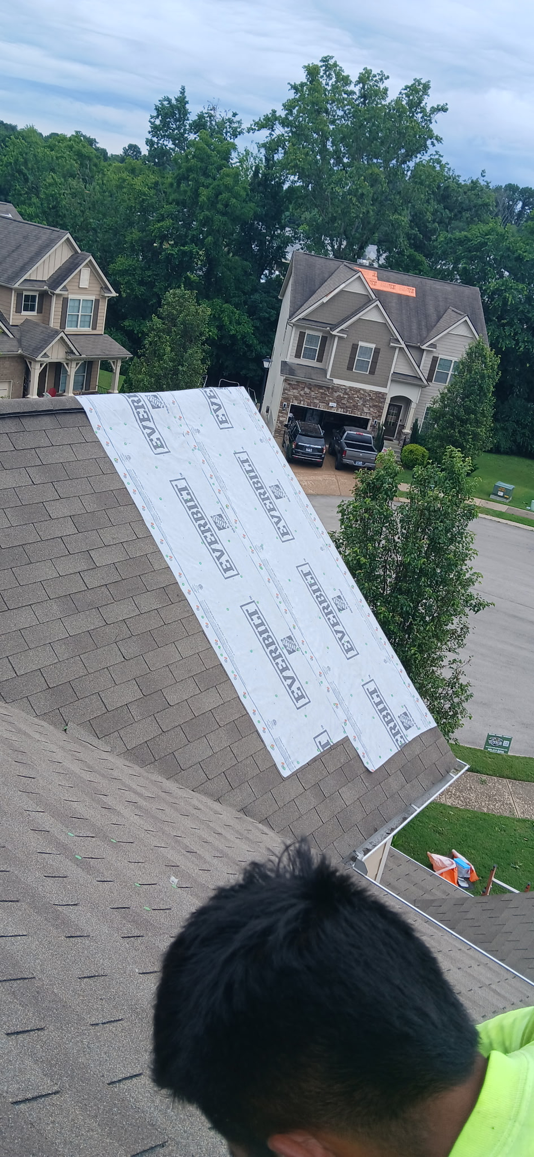 Veteran Roofing Systems Image