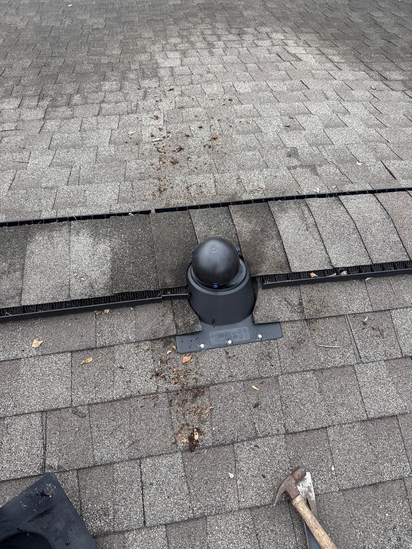 Veteran Roofing Systems Image