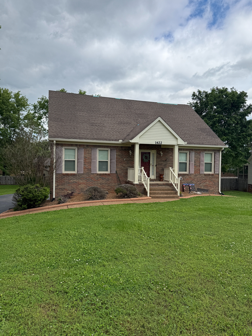 Veteran Roofing Systems Image