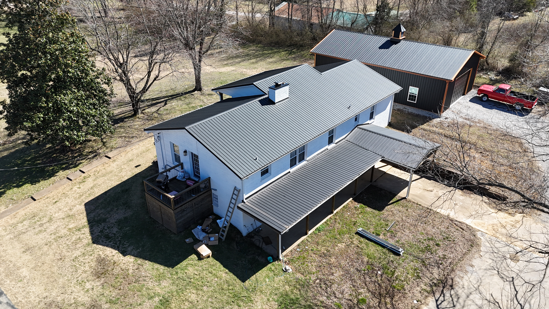 Veteran Roofing Systems Image