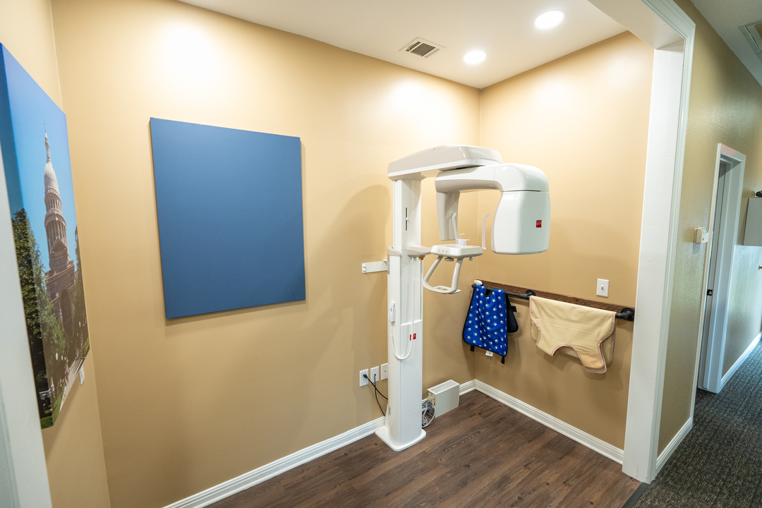 Parmer Lane Family Dentistry Image