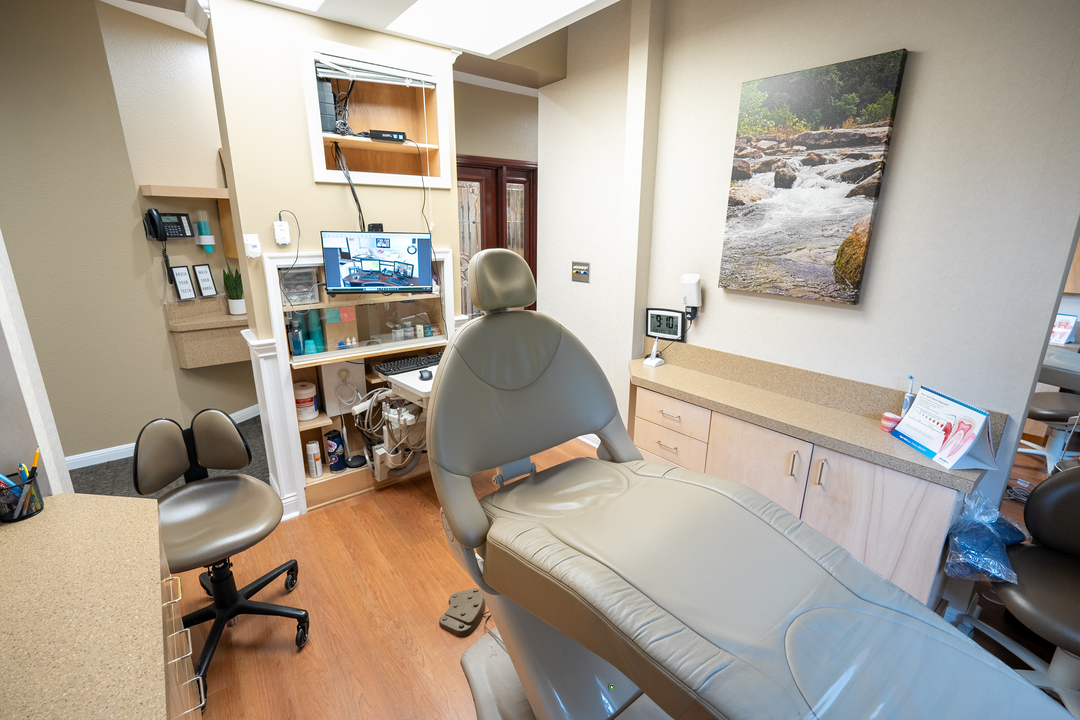 Parmer Lane Family Dentistry Image