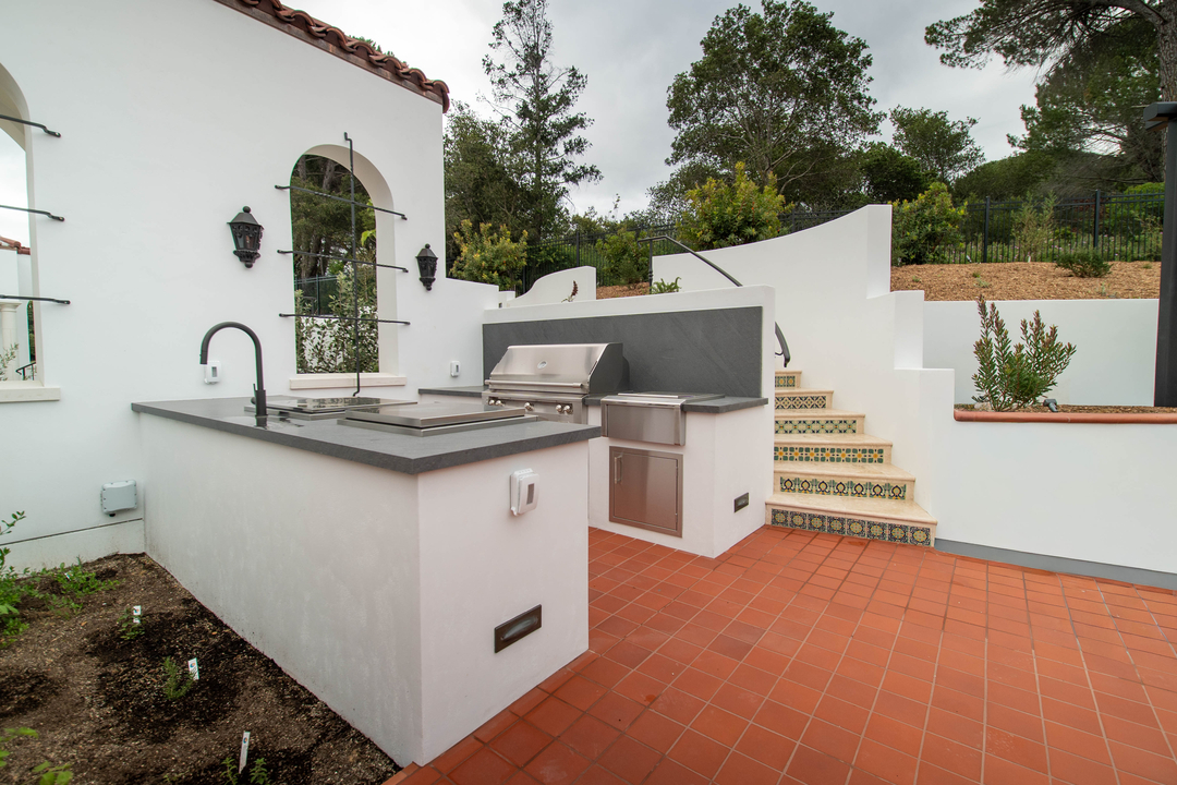 California Tile & Stone Inc Image
