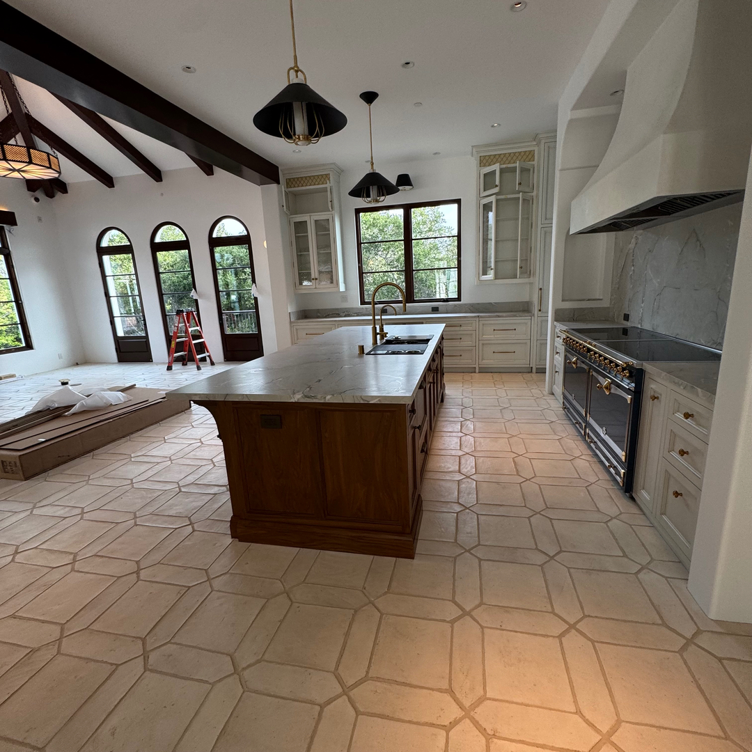 California Tile & Stone Inc Image